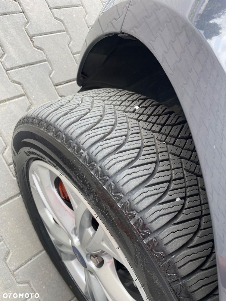 Ford S-Max - 18