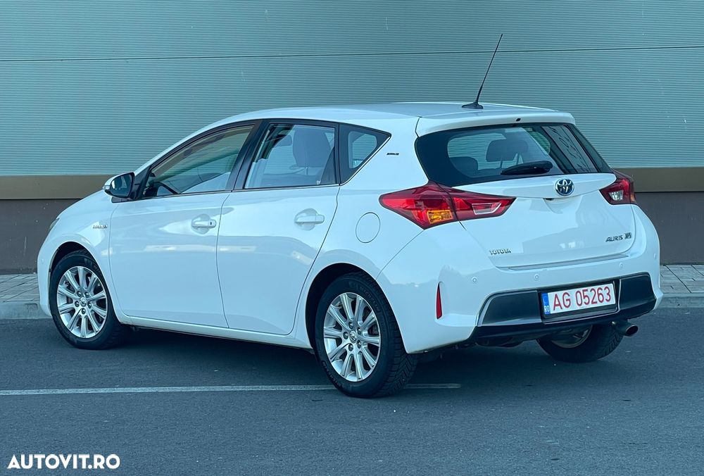 Toyota Auris 1.8 VVT-i Hybrid Automatik Executive - 4