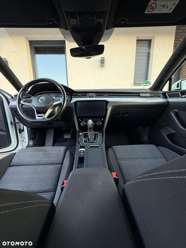 Volkswagen Passat 2.0 TDI SCR DSG 4Motion Business - 22