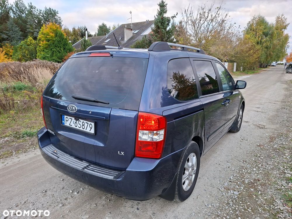 Kia Carnival - 5