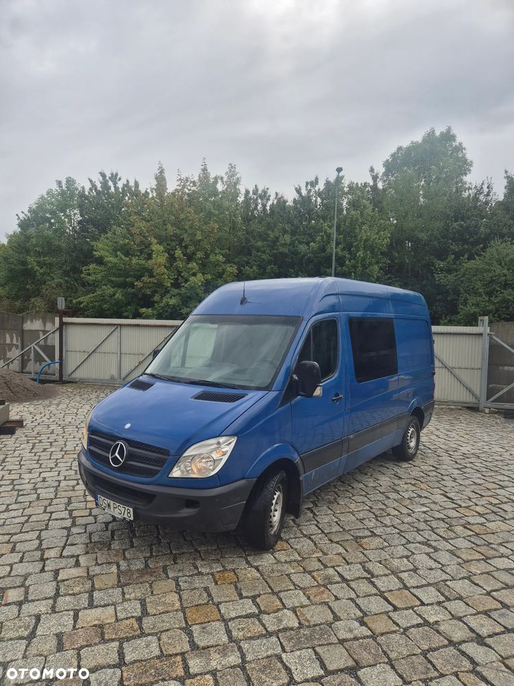Mercedes-Benz Sprinter - 1