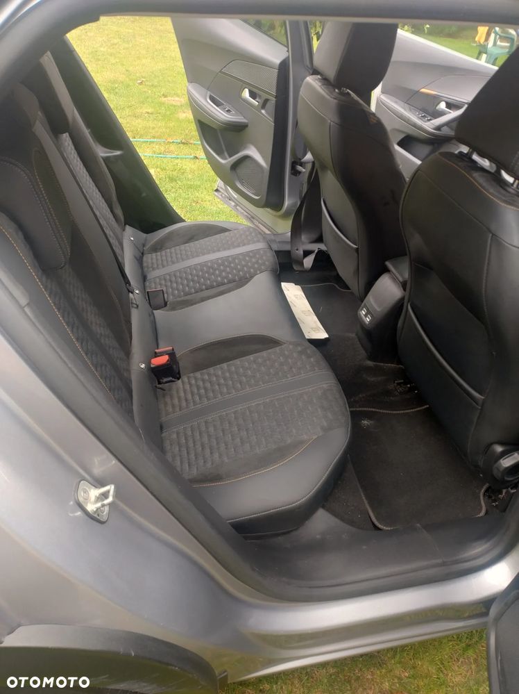 Peugeot 2008 Allure+ - 25