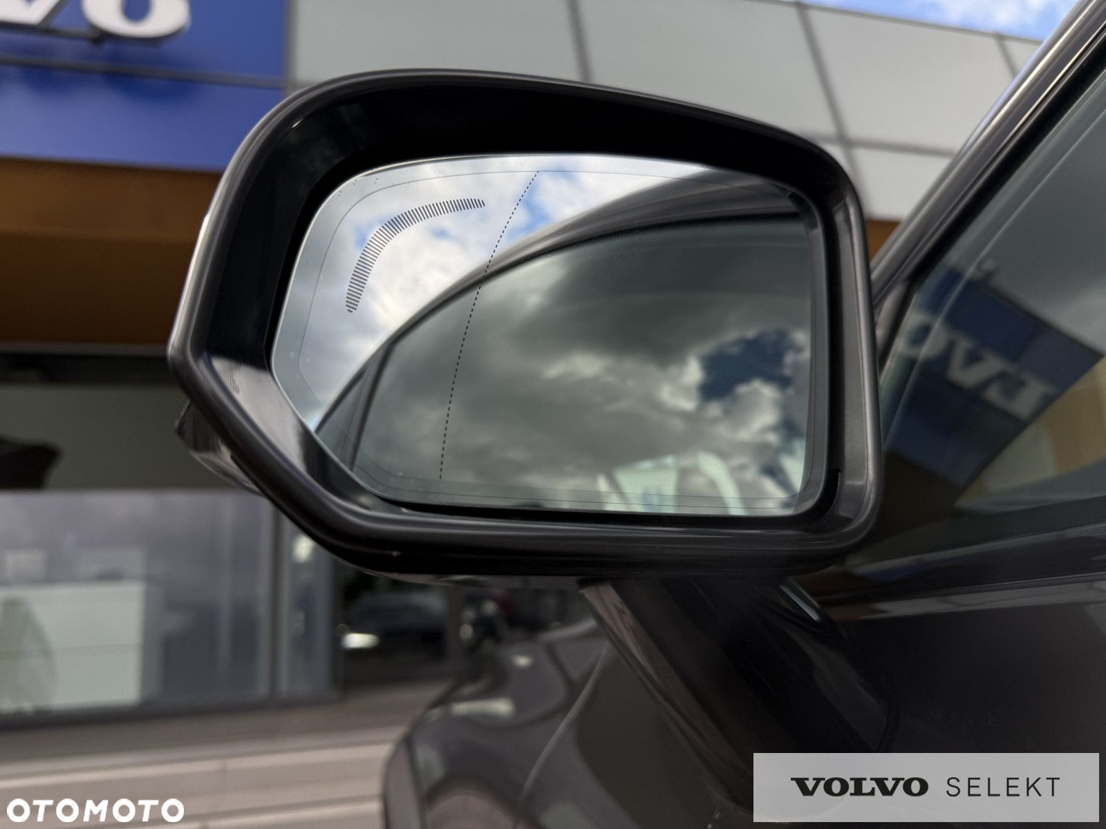 Volvo V60 Cross Country - 14