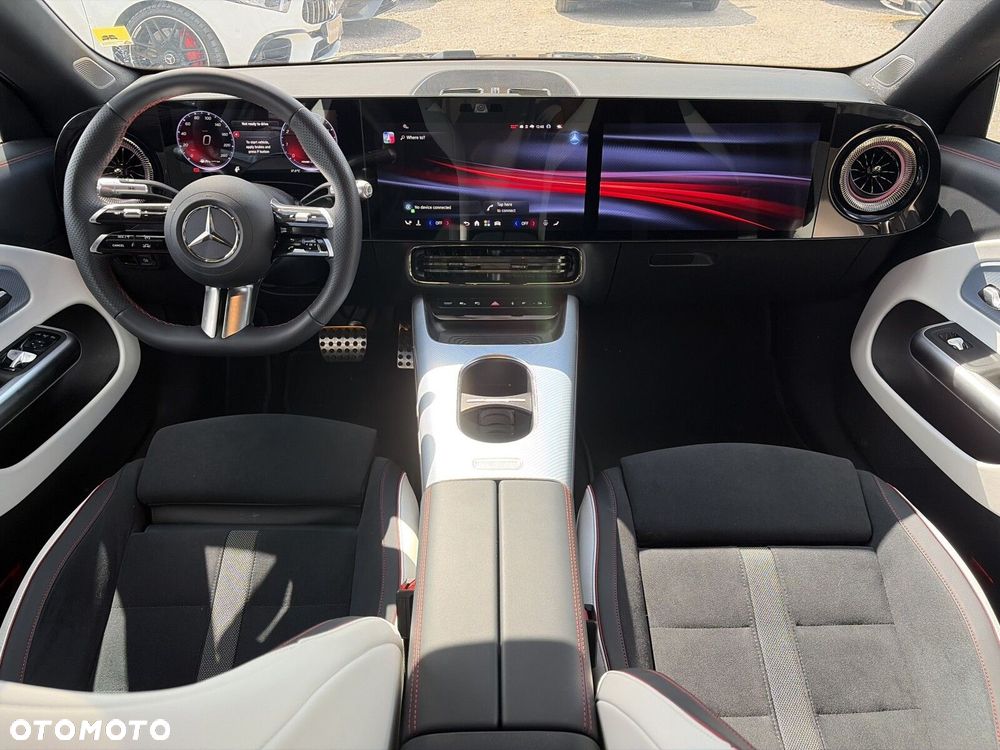Mercedes-Benz CLA 200 mHEV 8G-DCT - 12