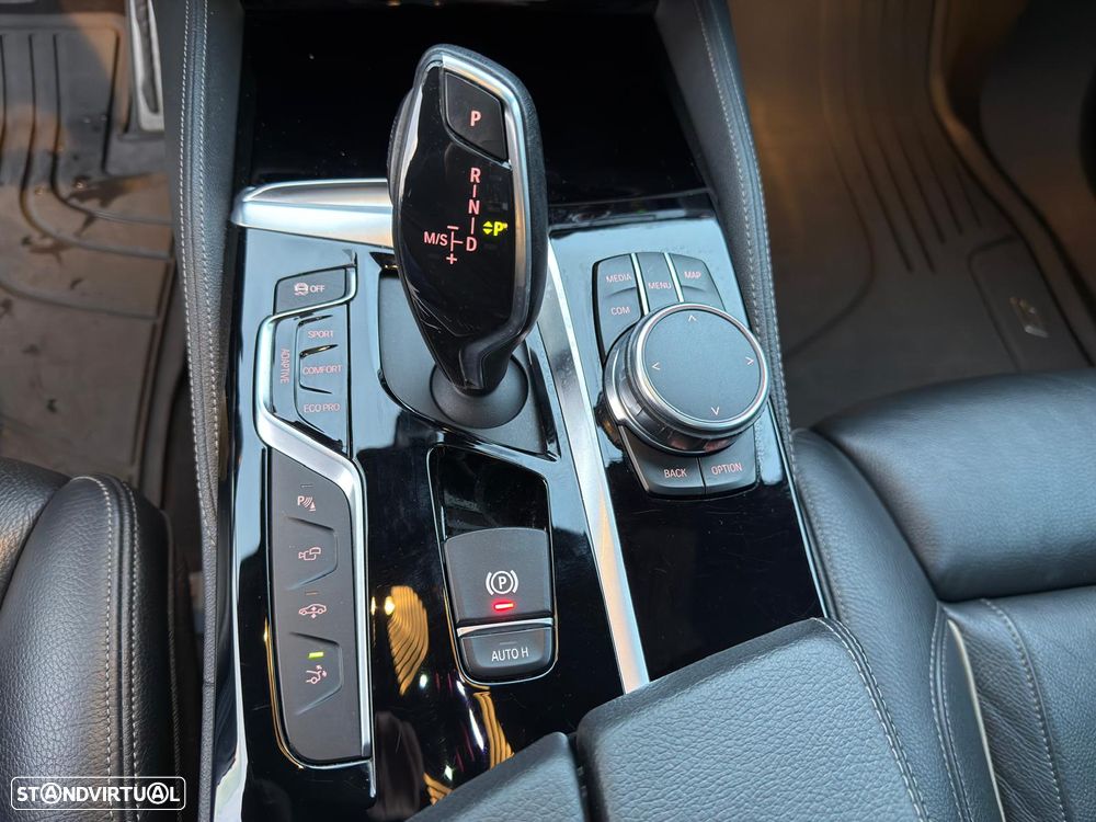 BMW 630 Gran Turismo d xDrive - 12