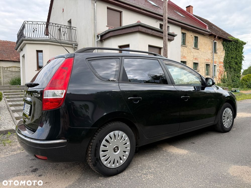 Hyundai i30 1.6 blue Style - 5