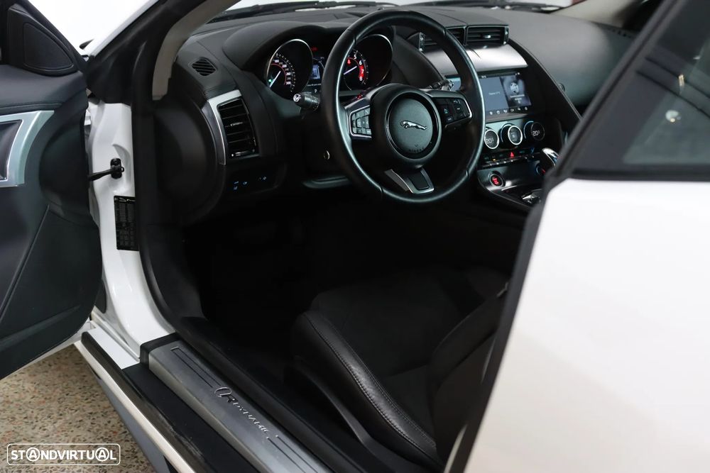Jaguar F-Type P300 Aut. R-Dynamic Black - 27