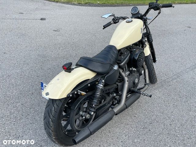Harley-Davidson Sportster Iron 883 - 5