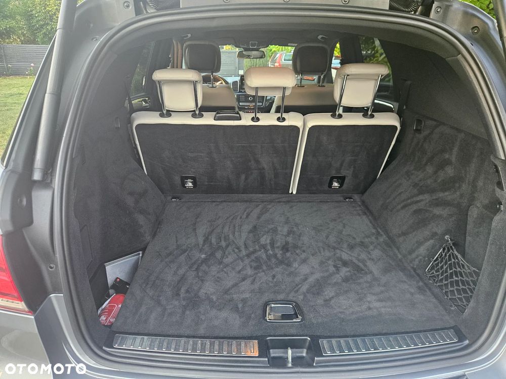 Mercedes-Benz GLE - 21