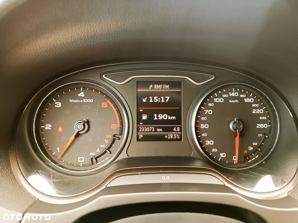 Audi A3 Sportback 2.0 TDI (clean diesel) S tronic Ambition - 29