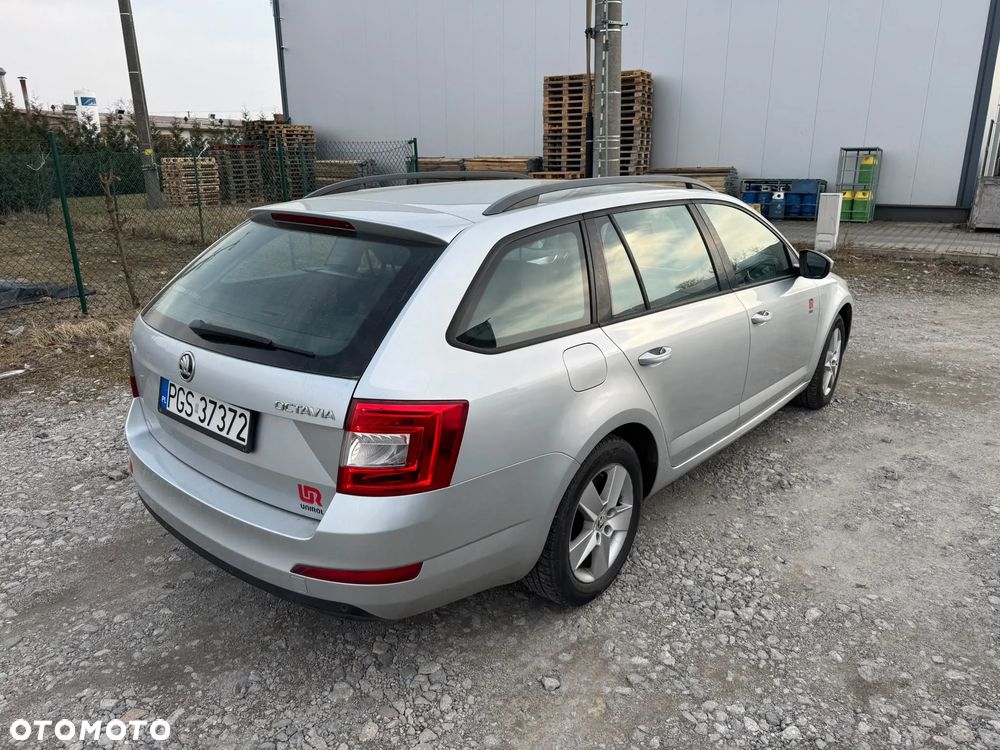 Skoda Octavia - 3