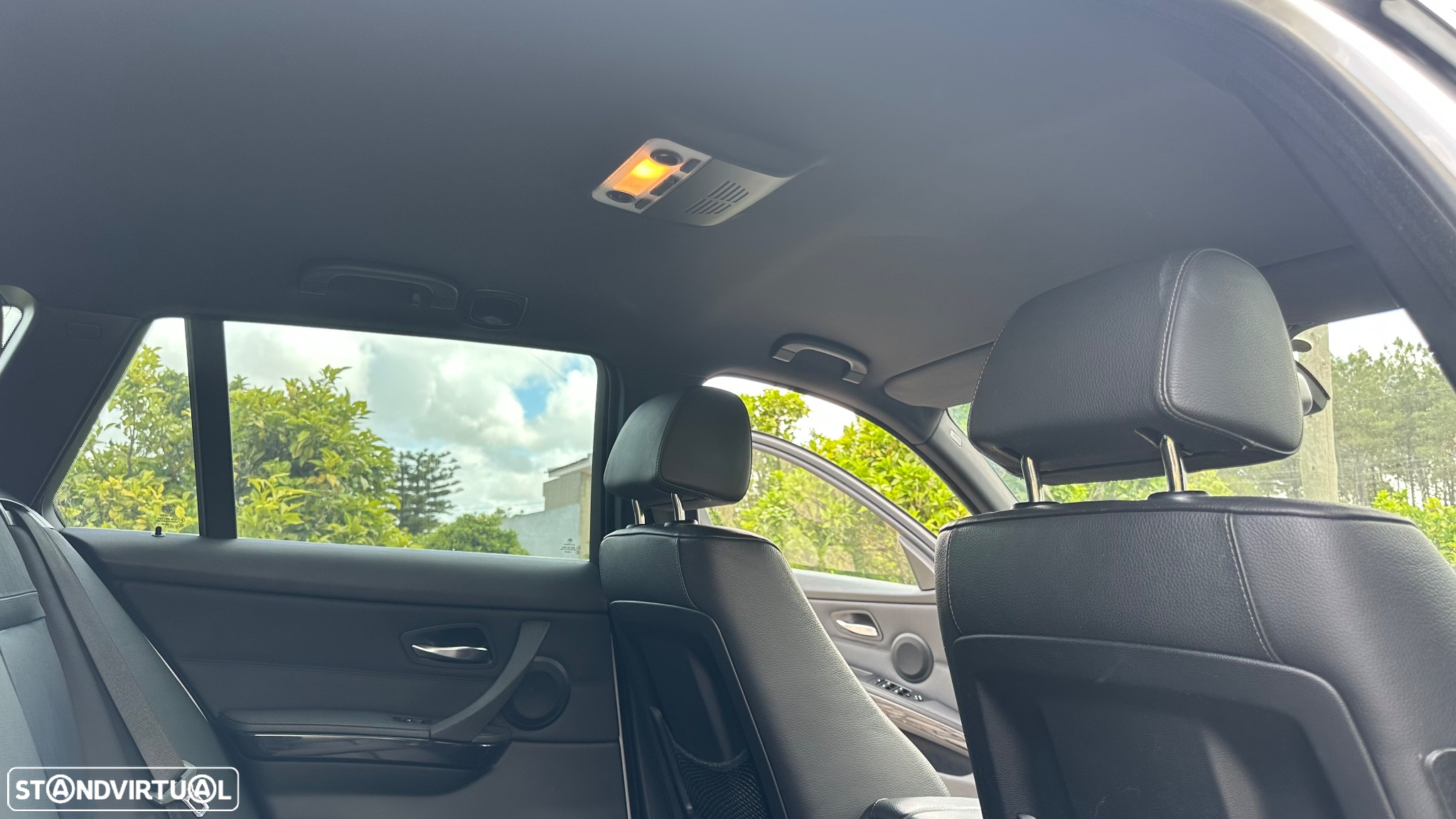 BMW 318 d Touring Auto - 20