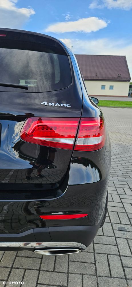 Mercedes-Benz GLC 300 4Matic 9G-TRONIC - 32