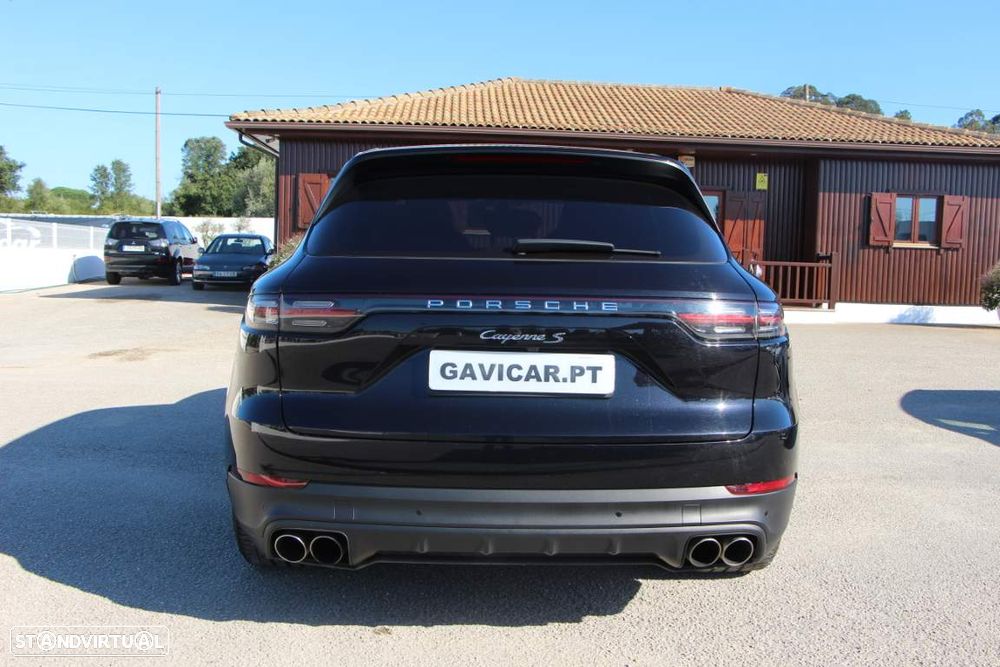 Porsche Cayenne S - 36