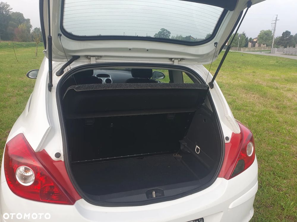 Opel Corsa - 2