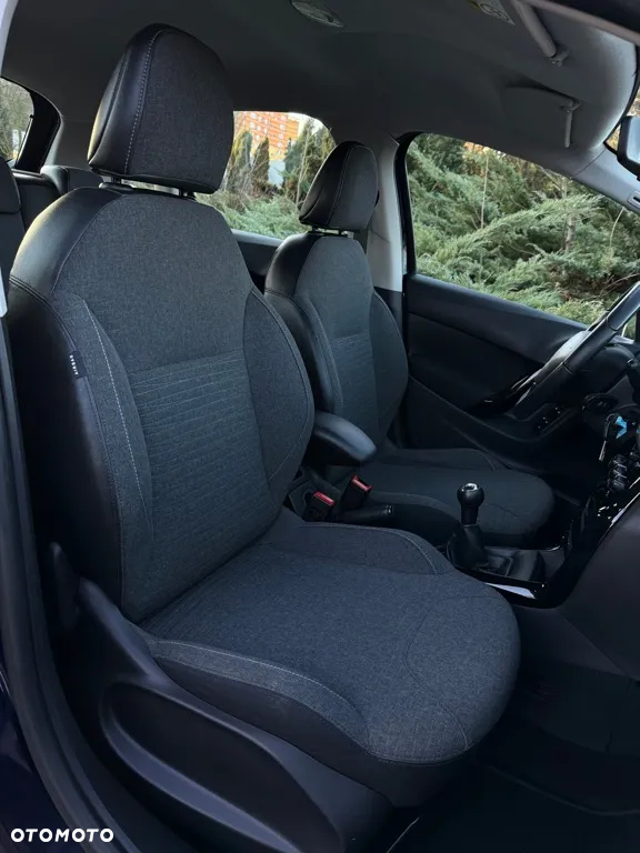 Citroën C3 1.2 PureTech Exclusive - 30