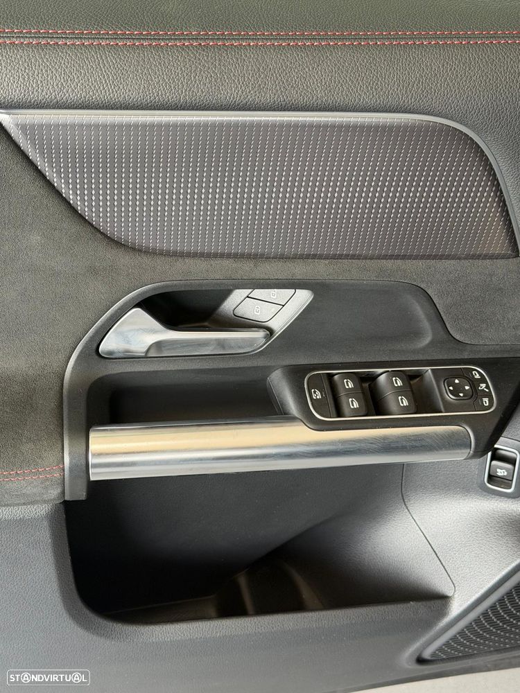Mercedes-Benz EQA 300 4Matic - 12