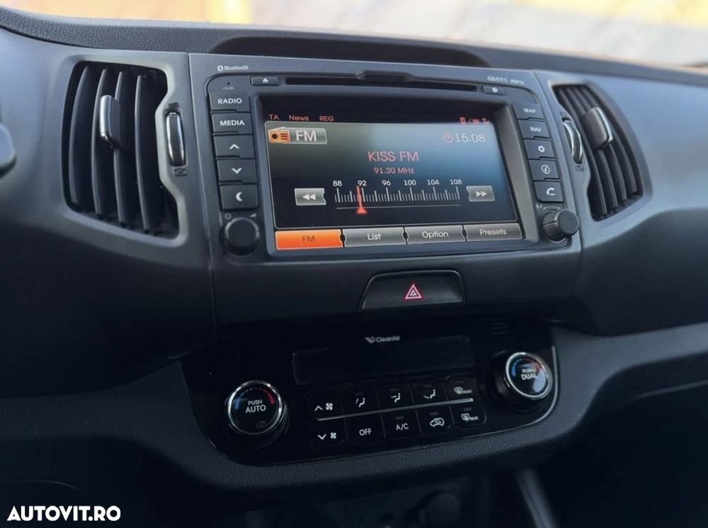 Kia Sportage - 12