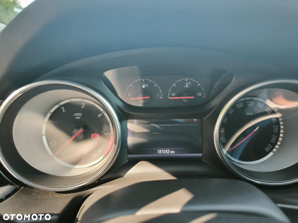 Opel Insignia 2.0 CDTI Enjoy S&S - 6