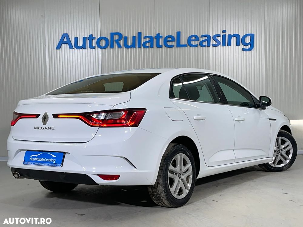 Renault Megane TCe 140 GPF EDC Equilibre - 3