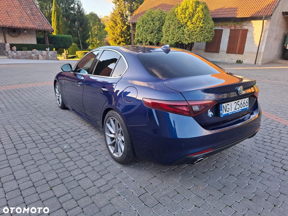 Alfa Romeo Giulia 2.2 D Turbo Super - 5