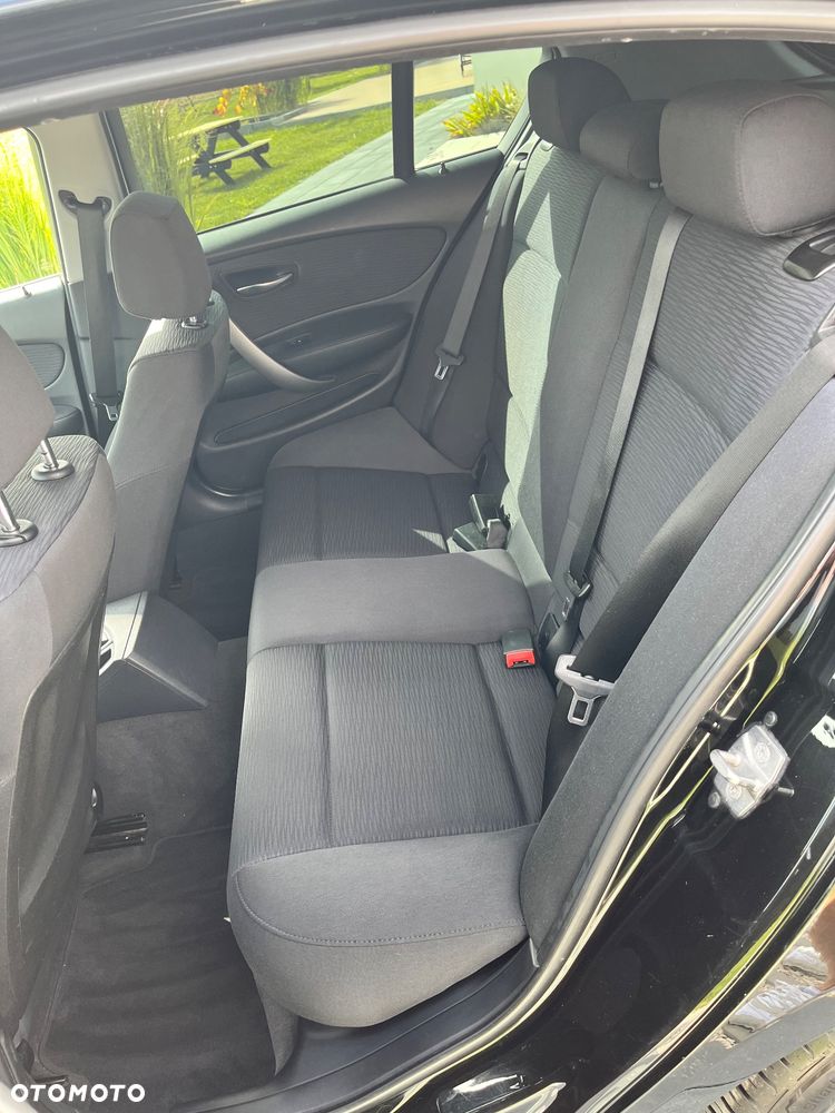 BMW Seria 1 116d - 11