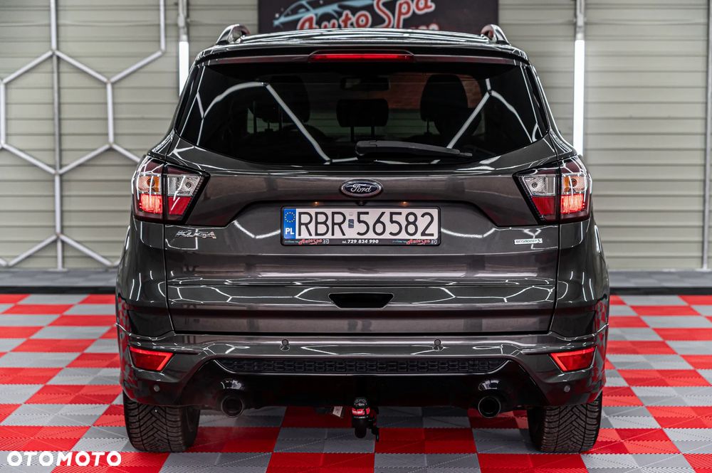 Ford Kuga 1.5 EcoBoost 2x4 ST-Line - 17