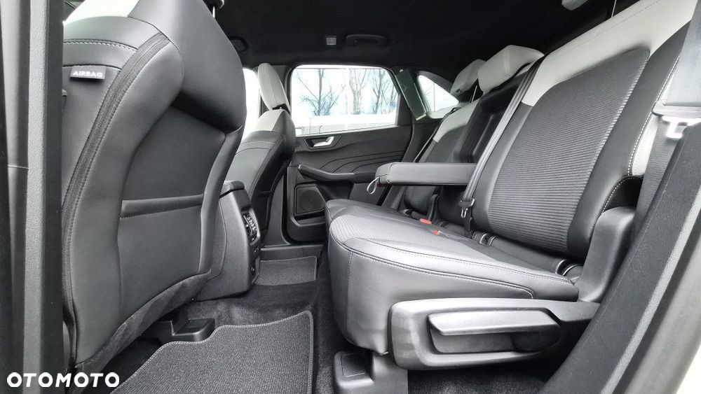 Ford Kuga - 20