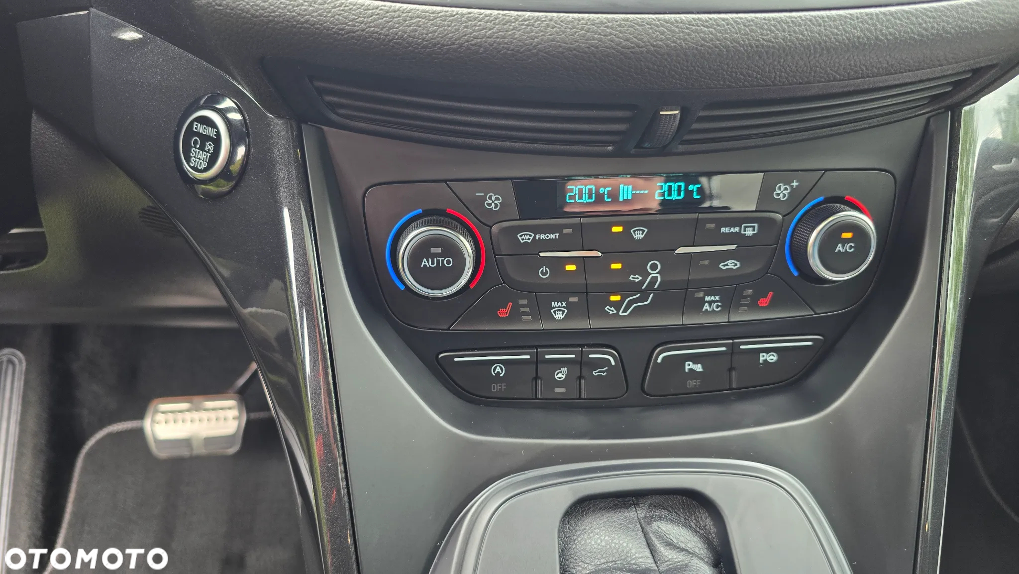 Ford Kuga 2.0 TDCi AWD ST-Line - 22