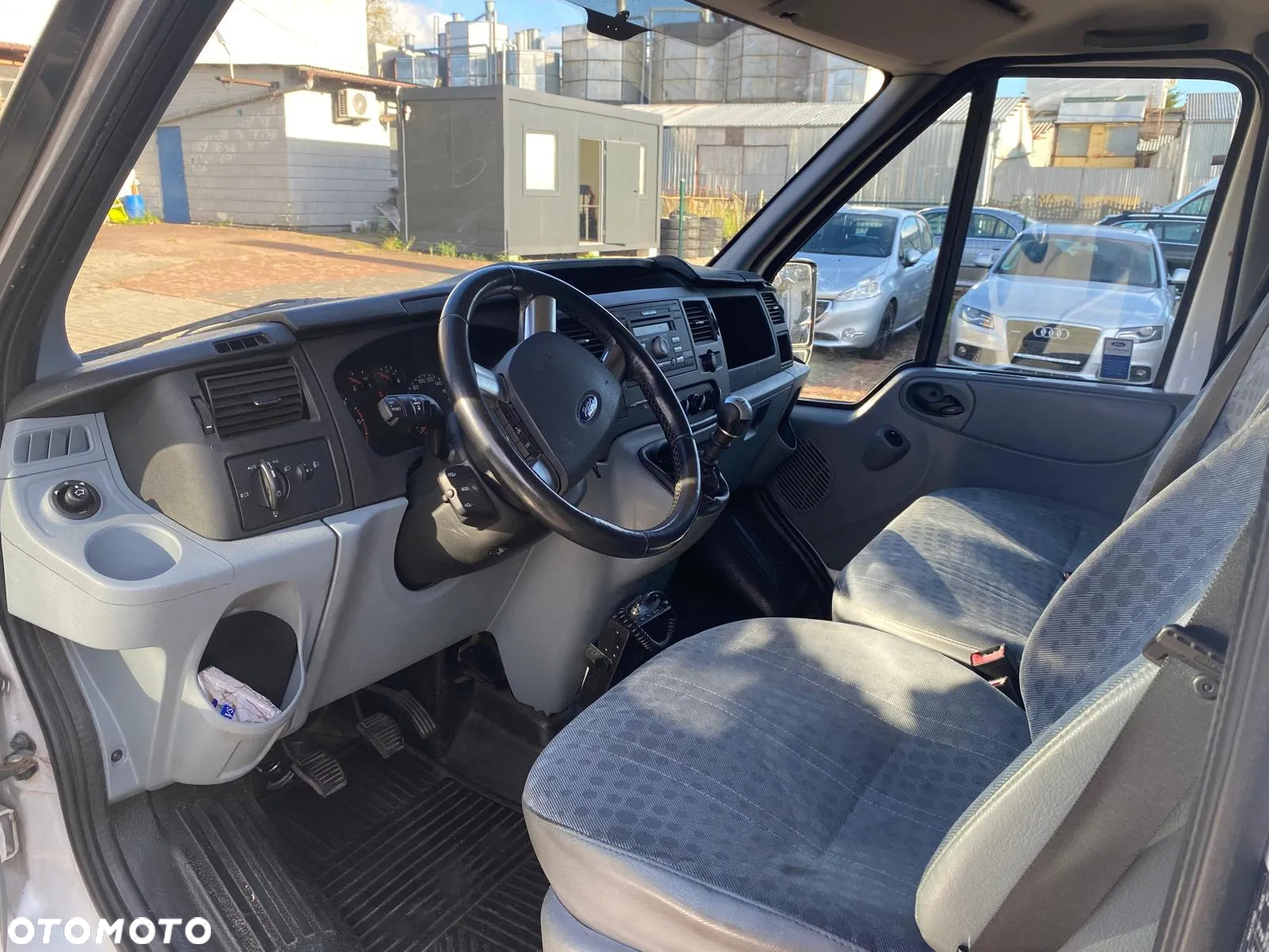 Ford Transit - 10