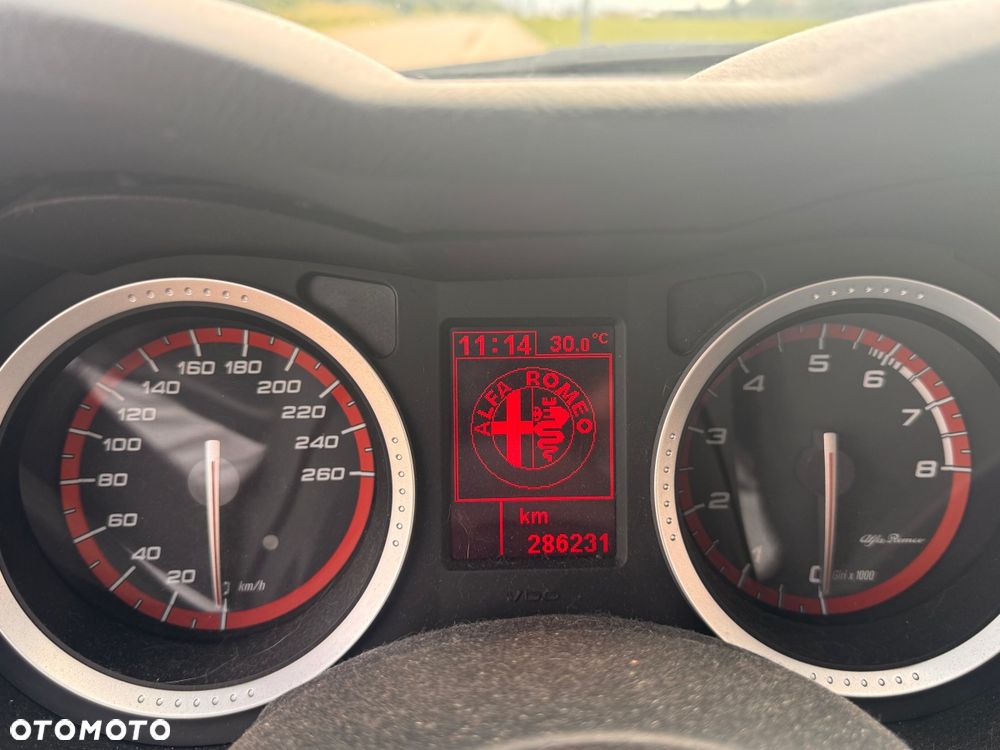 Alfa Romeo 159 1750TBi Sport - 12