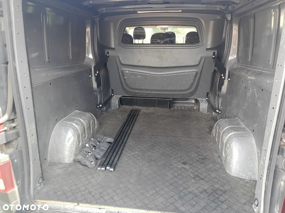 Renault trafic - 30
