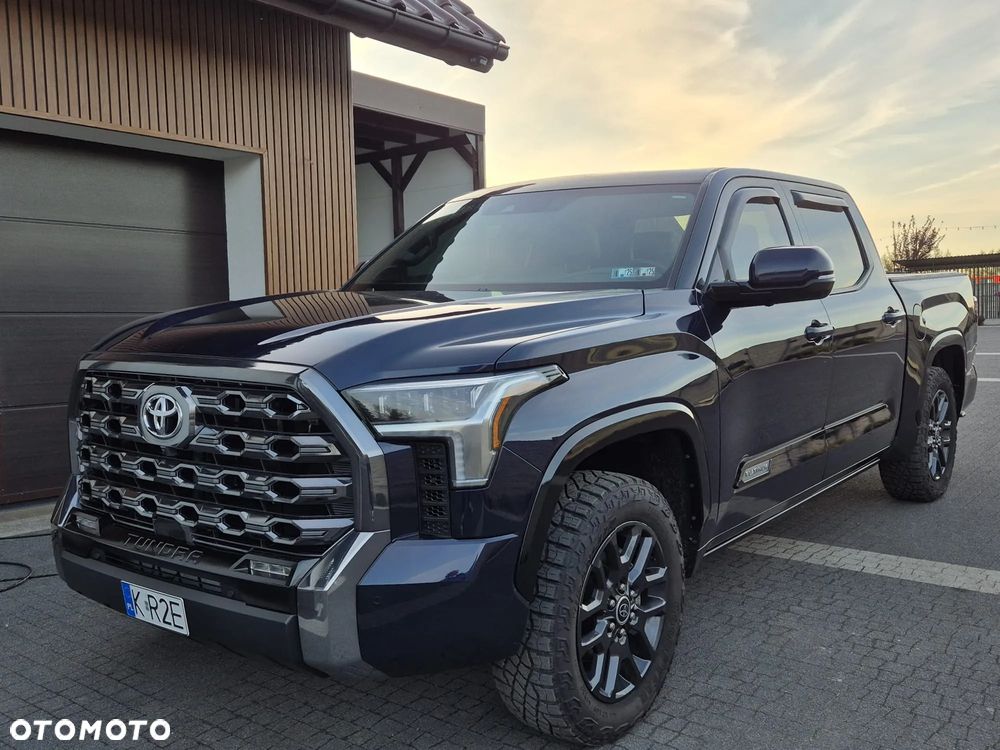 Toyota Tundra - 1