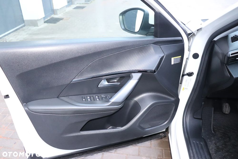 Peugeot 2008 PureTech 130 GT Pack - 20
