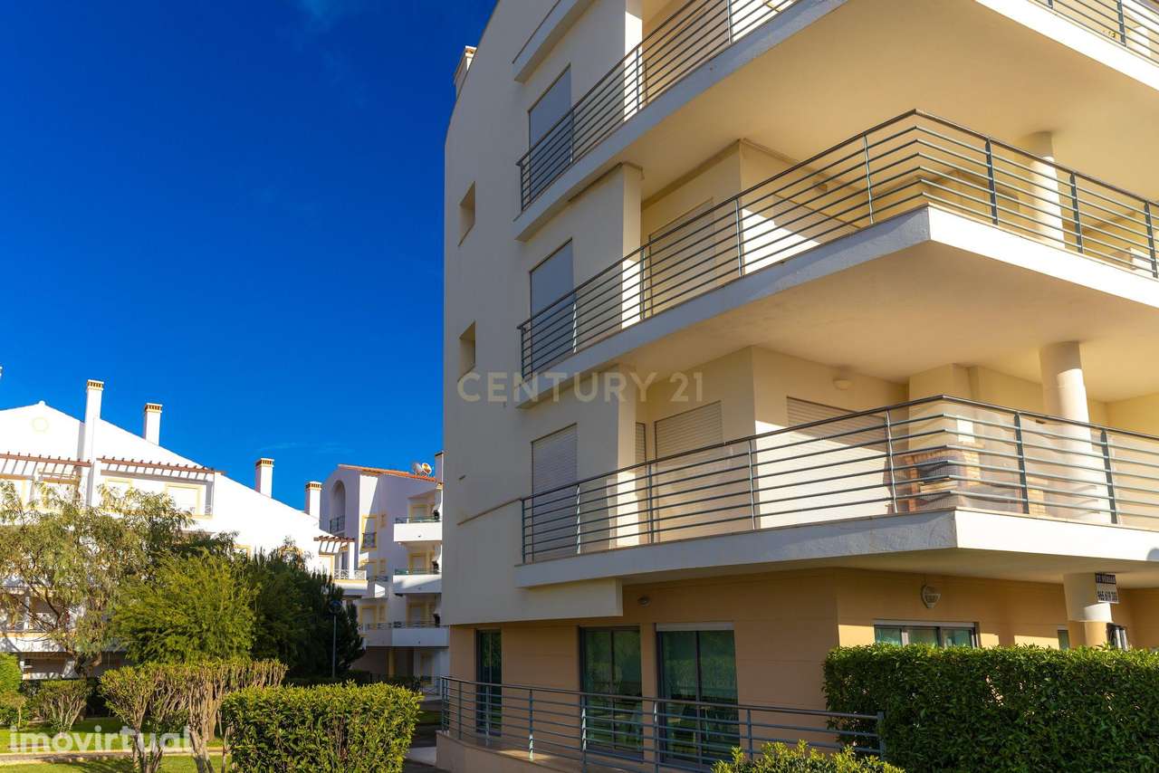 Apartamento T1 Renovado com Duas Varandas a 300 m da Praia da Falésia  - Grande imagem: 2/36