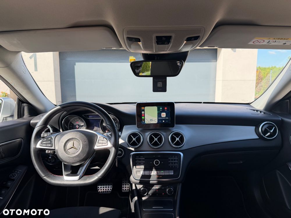 Mercedes-Benz CLA 220 d 4-Matic AMG Line - 11