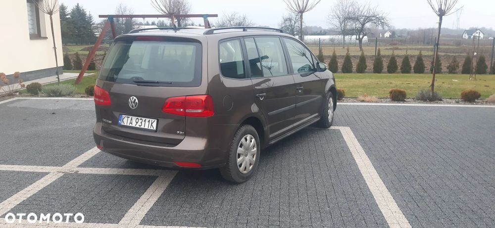 Volkswagen Touran - 3
