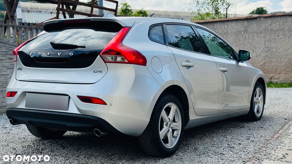 Volvo V40 D4 Inscription - 21