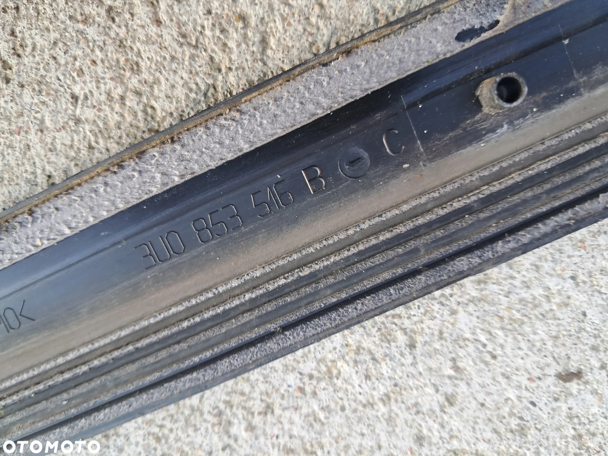 Listwa Drzwi Drzwiowa Lewa/Prawa Przód/Tył Skoda Superb I 1 3U0 3U5 - 9