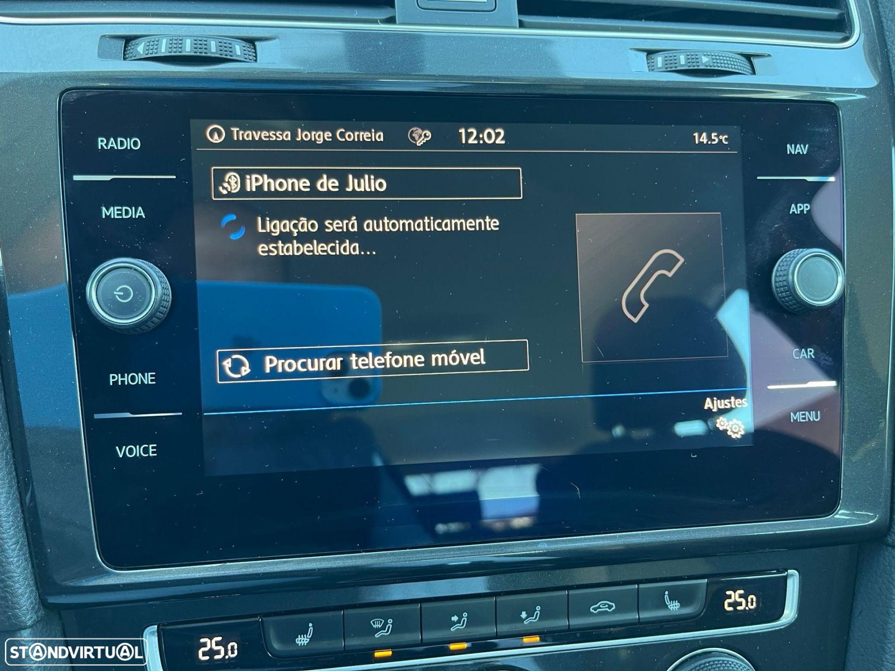 VW Golf 1.6 TDI R-Line DSG - 23