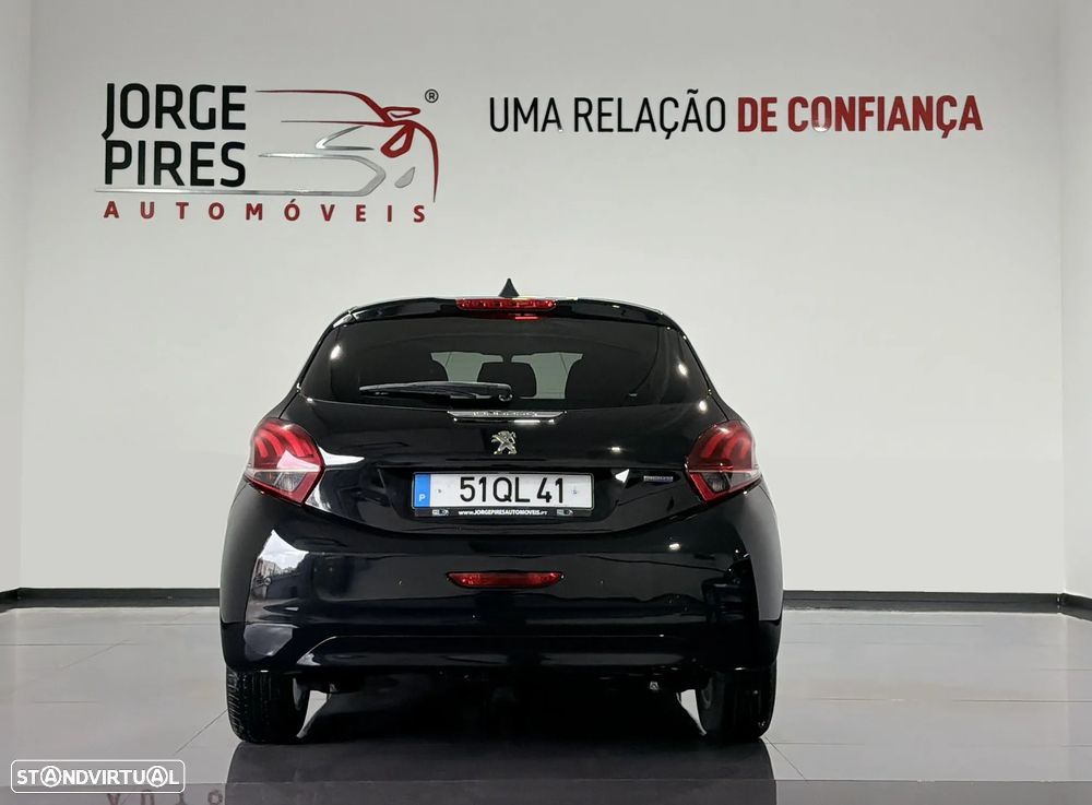 Peugeot 208 1.6 BlueHDi Style - 13