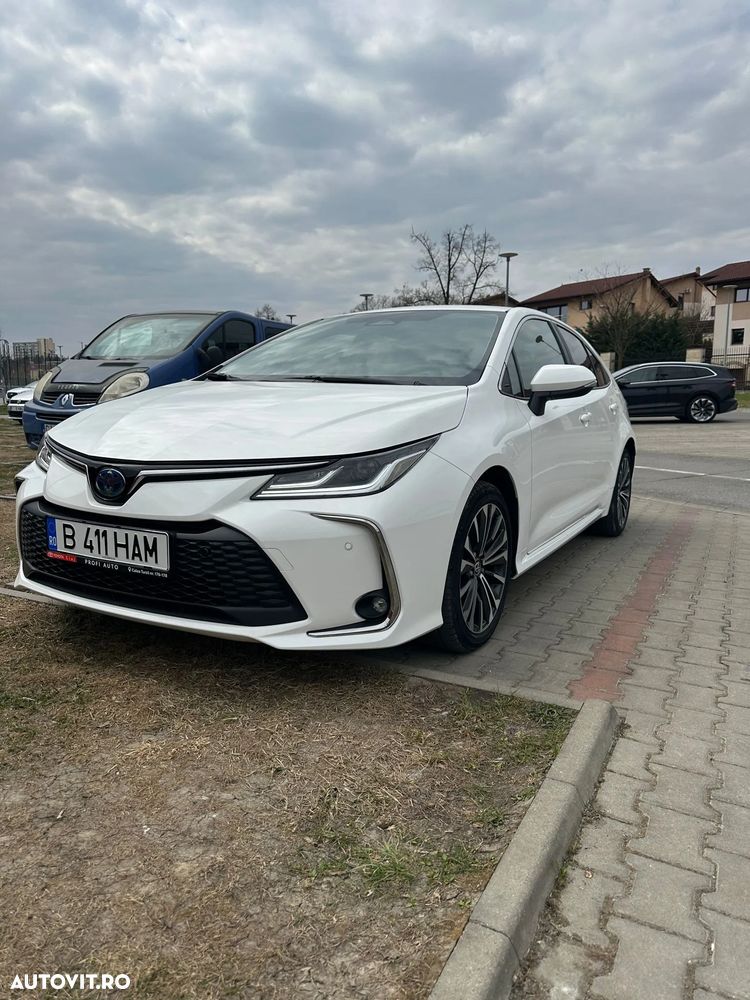 Toyota Corolla 1.8 HSD Business - 3