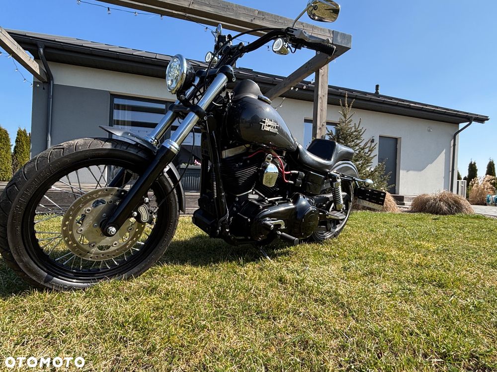 Harley-Davidson Dyna Street Bob - 10