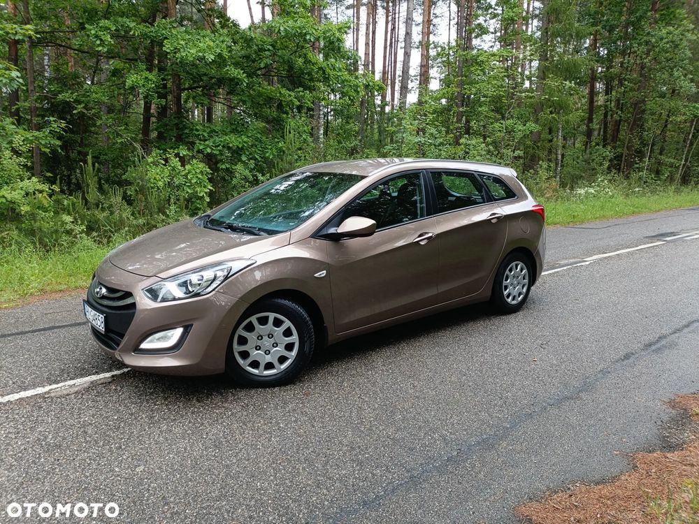 Hyundai i30 1.6 CRDi Comfort - 28