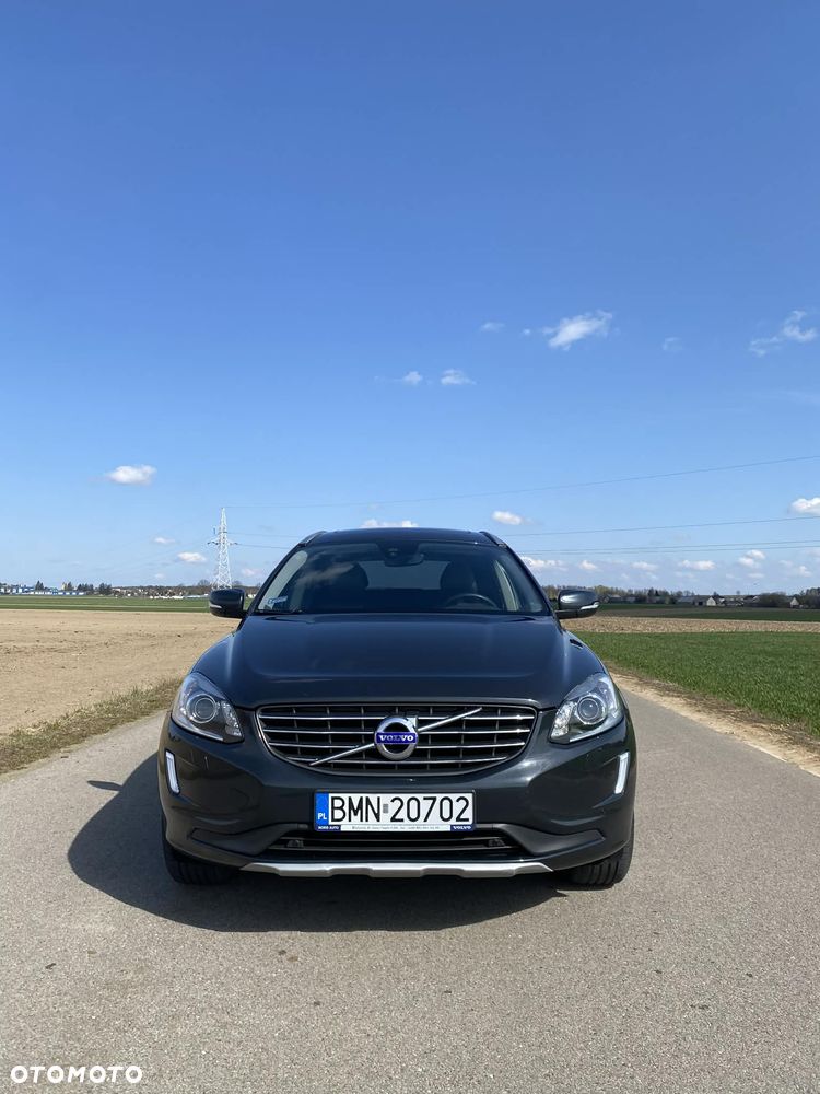 Volvo XC 60 D4 AWD Summum - 2