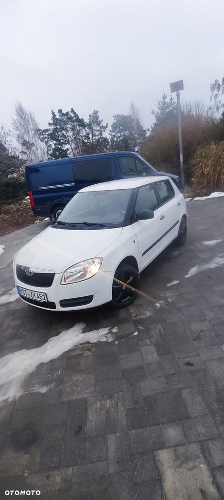 Skoda Fabia 1.2 HTP FAMILY - 2
