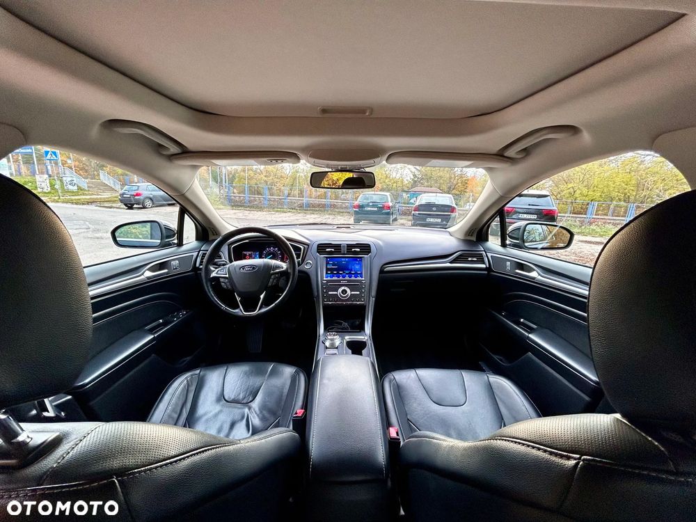 Ford Fusion 2.0 EcoBoost Titanium - 9