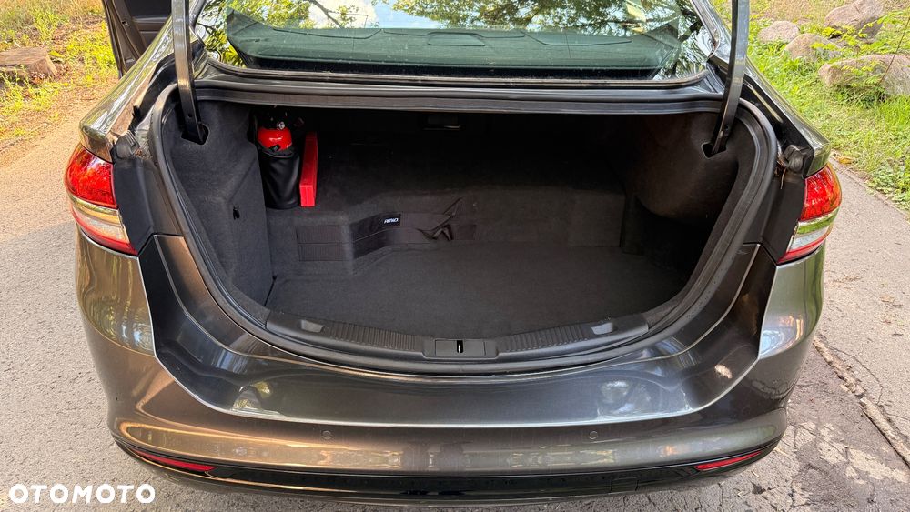 Ford Mondeo 2.0 Hybrid Titanium GPF - 23