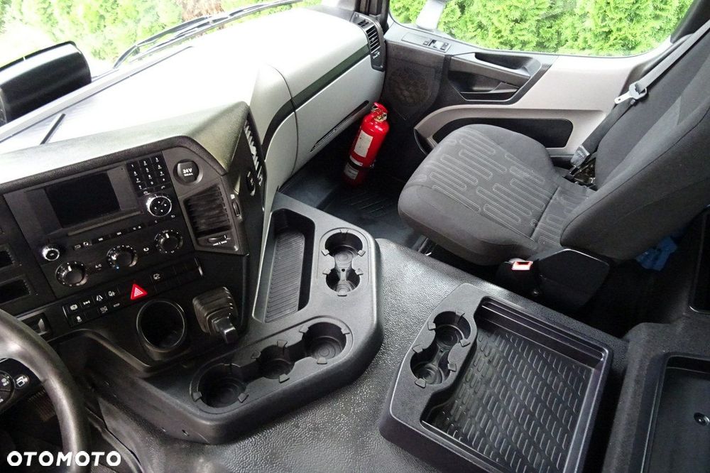 Mercedes-Benz Antos 1830 Euro6 kontener 21pal winda poduszki klima Sprowadzony - 7