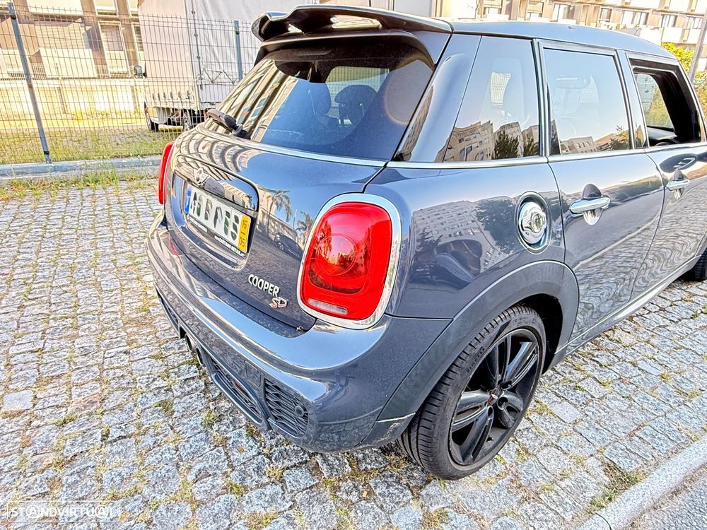 MINI 5 Portas Cooper SD - 2